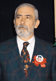 Вахтанг Кикабидзе